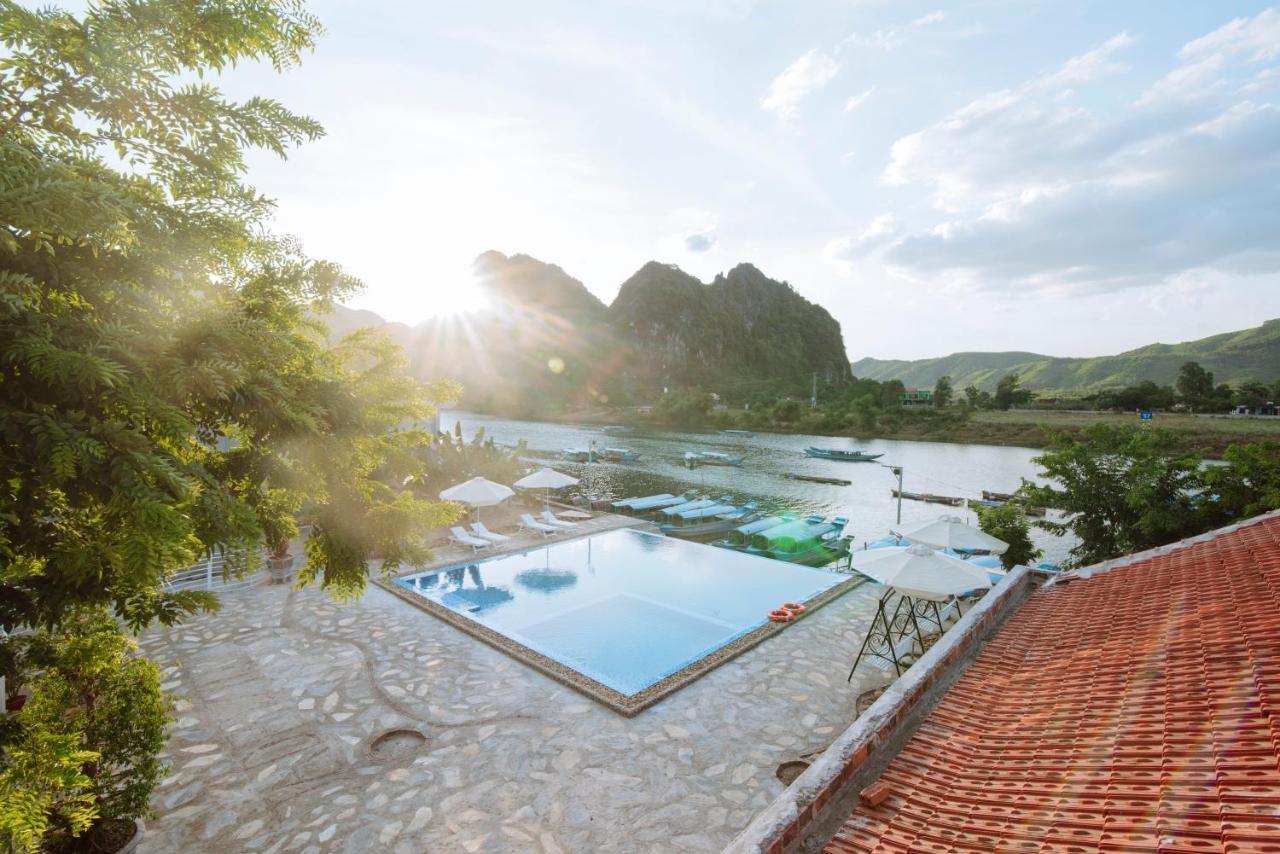Jade Hotel Фонгня Экстерьер фото
